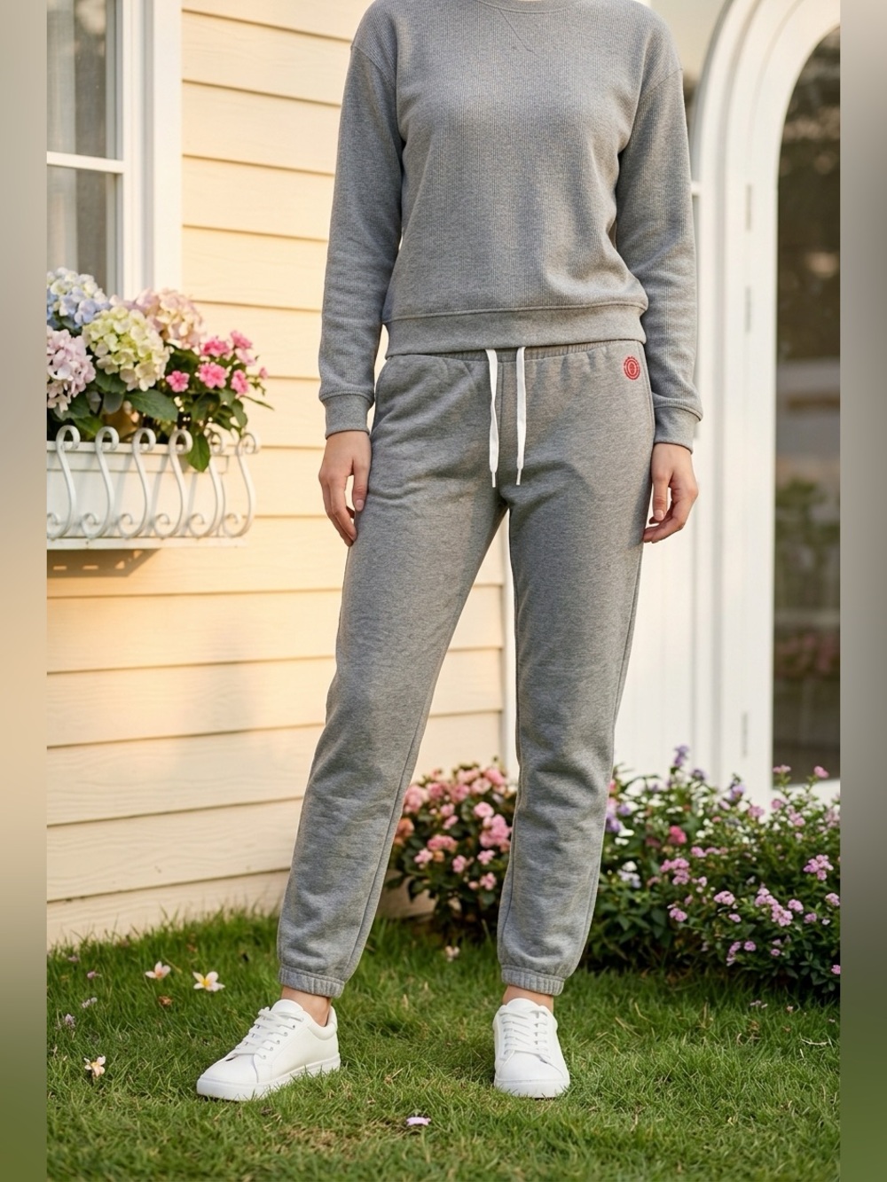 Element Gray Women’s Joggers - Size Medium